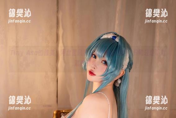 Tiny Asa的雅美，网盘里藏着几张绝美的照片，只需轻轻下载就能拥有。